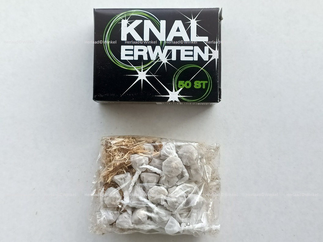Vuurwerk KNALERWTEN verpakking 50 stuks
